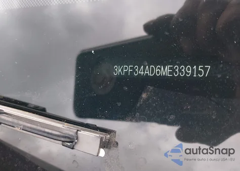 2021 Kia Forte Gt-Line z USA, uszkodzony, nr VIN 3KPF34AD6ME339157